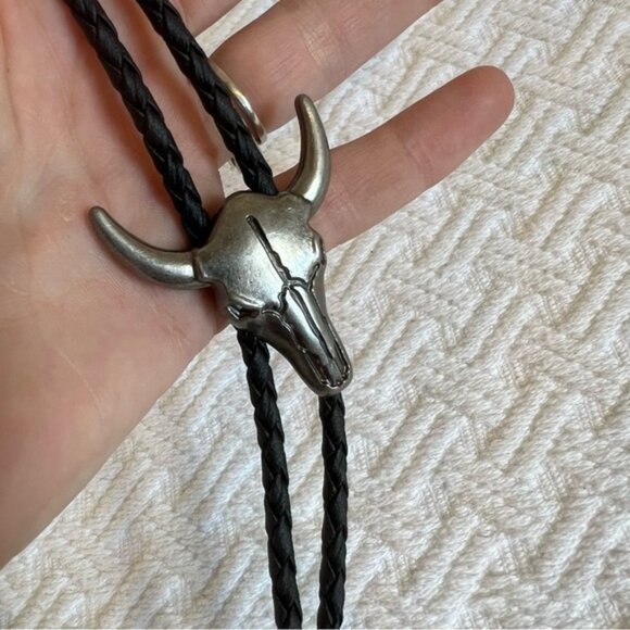 Vintage Bolo Handmade Southwestern Style Bull Cattle Ties Silver Hardware Neck - Picture 7 of 9